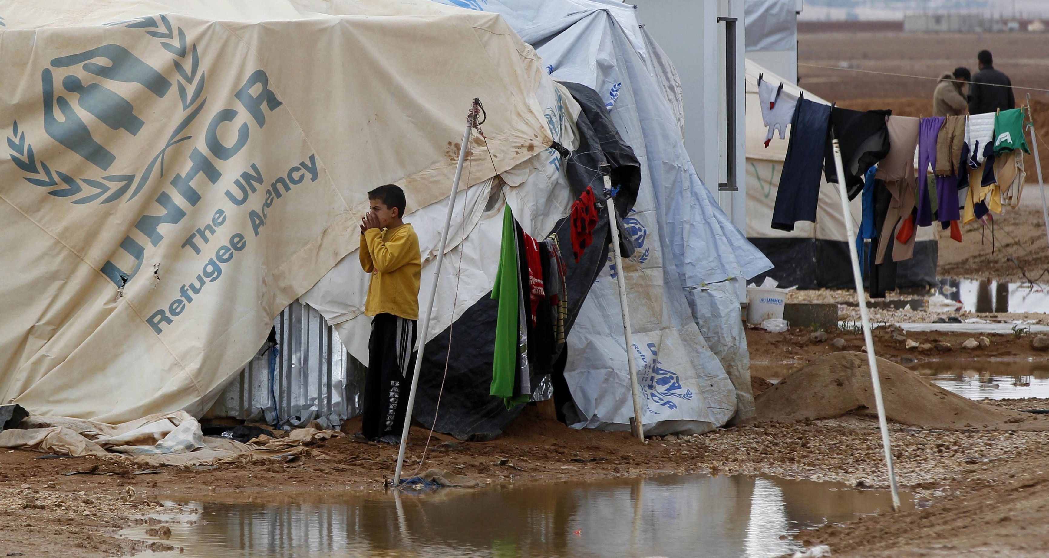 فضيحة تركية: اعتداءات جنسية على 30 صبيا سوريا بمخيم للاجئين