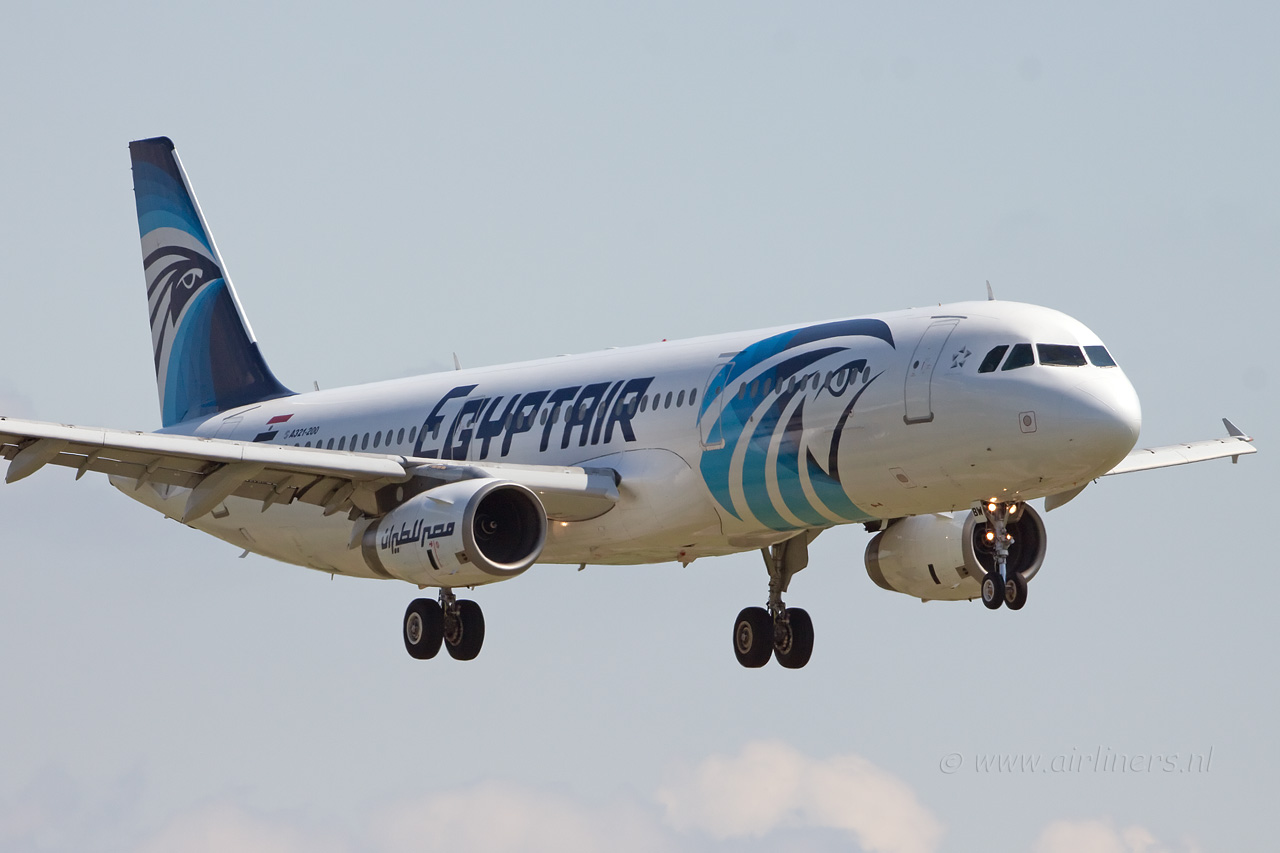 مصر للطيران تعلن تحطم طائرة مصرية تقل 69 شخصاً