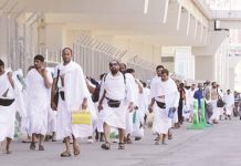 السيد الحوثي: النظام السعودي يتاجر بفريضة الحج والجبايات التي يفرضها على الحجاج ابتزاز السيد الحوثي: النظام السعودي يتاجر بفريضة الحج والجبايات التي يفرضها على الحجاج ابتزاز