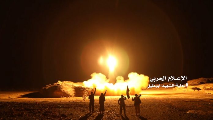 عاجل.. القوات اليمنية تنفذ عملية مشتركة بالقوة الصاروخية وسلاح الجو المسير استهدفت شركة أرامكو ومنصات الباتريوت وأهداف حساسة بجيزان