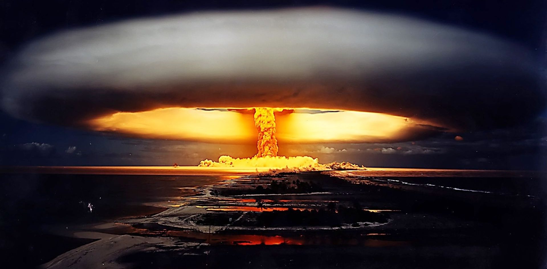 3-nuclear-bomb-explosion