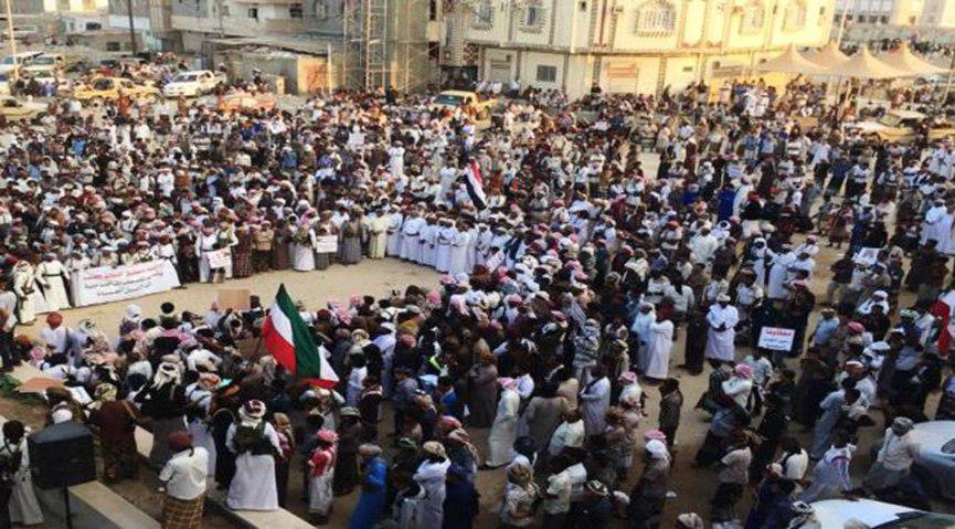 أبناء المهرة يواصلون احتشادهم رفضاً لقوات الغزو والاحتلال السعودي الإماراتي