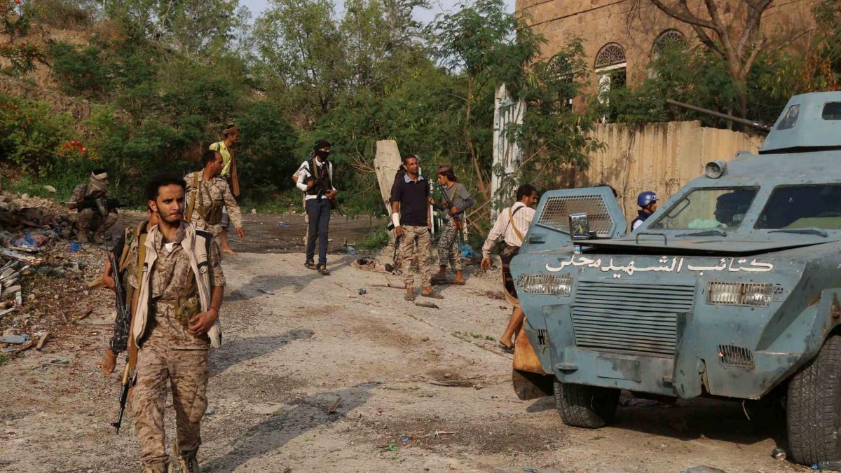 التنظيمات المتطرفة في تعز