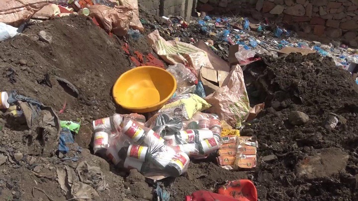 إتلاف مواد منتهية الصلاحية بتعز