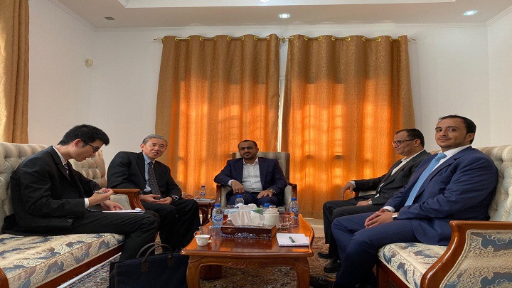 الوفد الوطني يلتقي السفير الصيني ويبحث مبادرة الرئيس المشاط وطريق الحرير الجديد