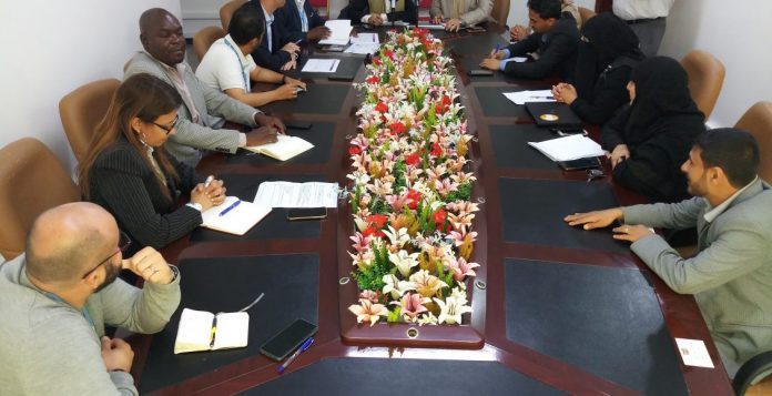 صنعاء: اجتماع يناقش تعزيز اشتراطات السلامة في أعمال البناء والمنشآت العامة والخاصة