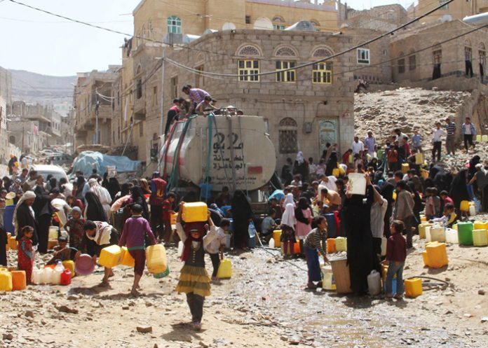 افلاس بنك عدن.. معاناة أبناء الجنوب قد توقد شرارة ثورة الجياع