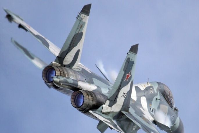 صحيفة روسية: تزويد إيران بطائرات "سو-30" كابوس لإسرائيل وأمريكا وبومبيو يضغط بشدة لإفشال الإتفاق