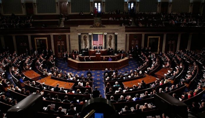 الكونغرس الأمريكي بصدد حظر الإنفاق للسيطرة على نفط سوريا والعراق