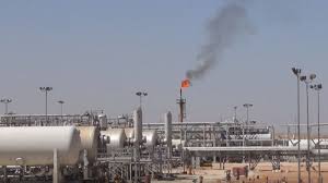 النفط اليمني.. مرتزقة العدوان ينهبون 47 مليوناً و500 ألف برميل نفط خلال عامي 2018 و2019م وتذهب عائداتها إلى البنوك السعودية