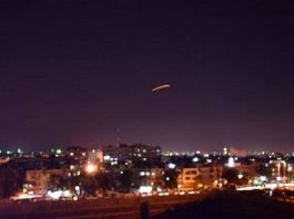 الدفاع الجوي السوري يتصدى لعدوان إسرائيلي على المنطقة الجنوبية (فيديو)