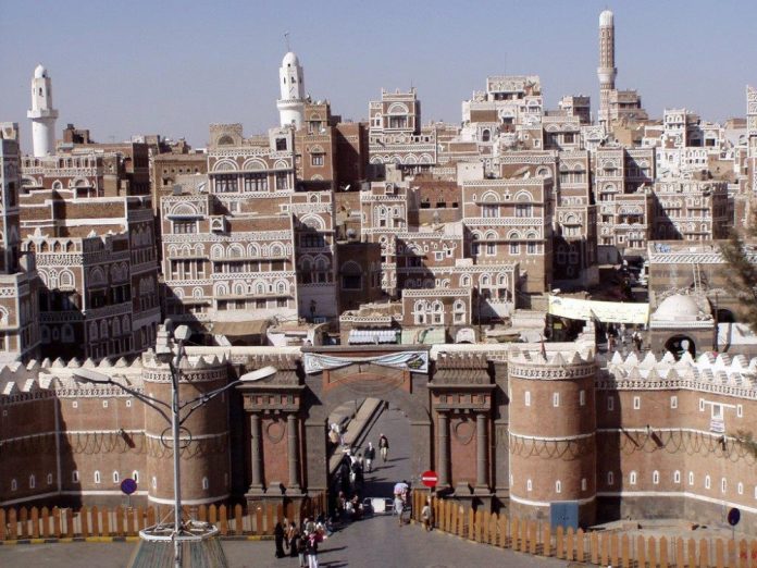 مشروع صيانة وترميم 36 مسجداً في صنعاء القديمة بتكلفة أكثر من 97 مليون ريال