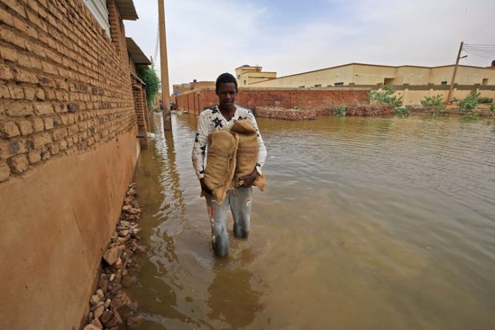 مجلس الأمن والدفاع السوداني يعلن حالة الطوارئ 3 أشهر بسبب الفيضانات