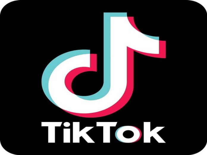 محللين.. تطبيق TikTok يتصدر قائمة أشهر برامج الهواتف الذكية