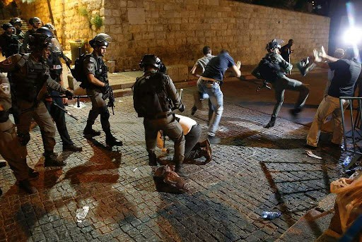اعتقال 37 فلسطينيا بعد الهدنة وإغلاق مداخل حي الشيخ جراح