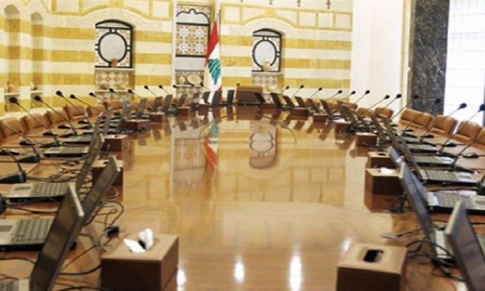 ثلاث عقد تؤخر تأليف الحكومة سعد الحريري