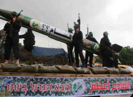 حماس تمتلك صواريخ كروز وذخائر عنقودية