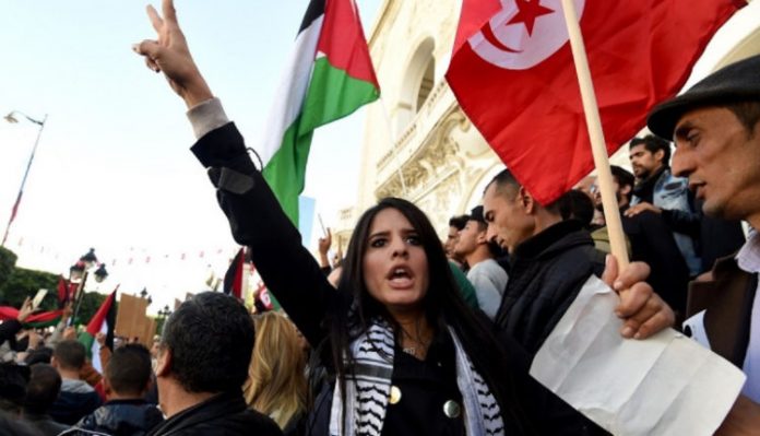 إطلاق عريضة شعبية في تونس