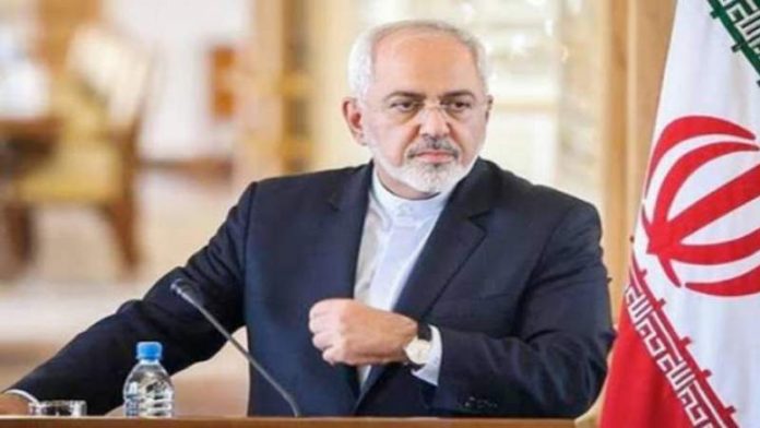 وزير الخارجية الإيراني ظريف: العالم بانتظار تخلي الإدارة الأمريكية الجديدة عن الغطرسة