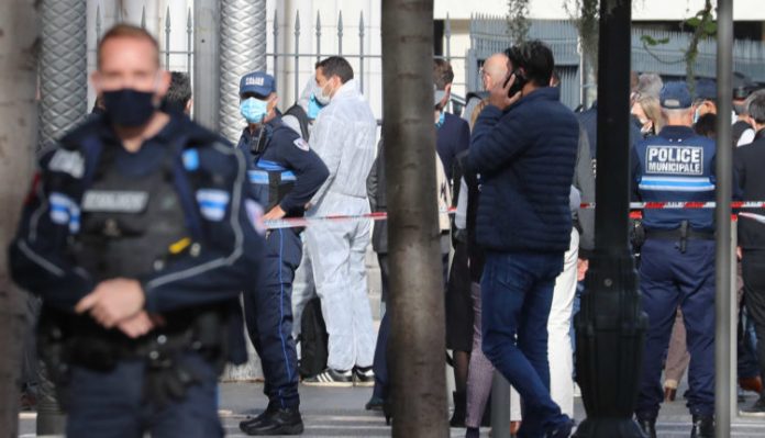 العفو الدولية: فرنسا ضاعفت حملتها لتشويه سمعة المسلمين الفرنسيين