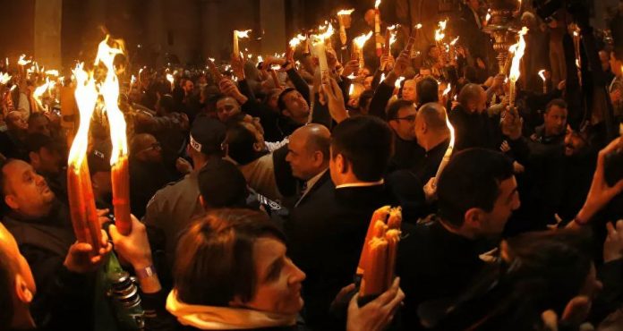 إماراتيون وبحرينيون يحتفلون بعيد الأنوار (حانوكا) اليهودي