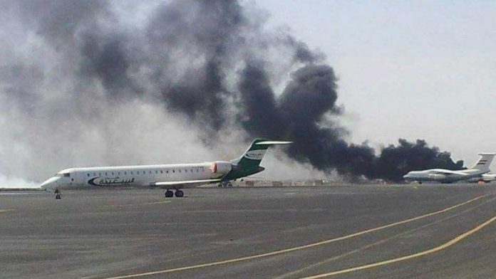 معاودة استهداف مطار صنعاء الدولي من قبل طيران العدوان الأمريكي السعودي