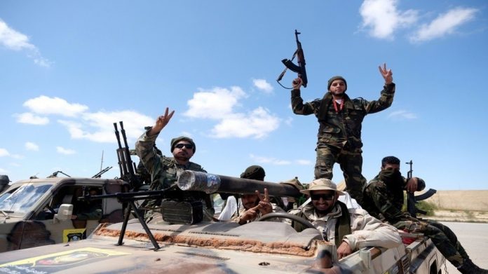 مجلة فورين بوليسي: الإمارات تموّل مرتزقة روس في حرب ليبيا