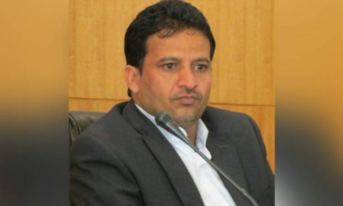 حسين العزي يؤكد: التحالف لا يحترم الهدنة والحوثي يوجه رسالى الى الأمم المتحدة بشأن الرواتب