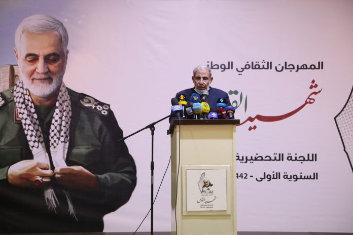 عضو حركة حماس الزهار: سليماني كان أول داعم لحكومة المقاومة عام 2006 لدفع الرواتب