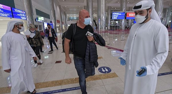 الإسرائيليون ينهبون فنادق دبي