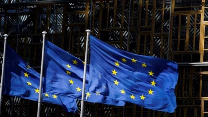 الاتحاد الأوروبي يعبر عن انزعاجه من إعدام المرتزقة 10 أسرى ويدعو الى تحقيق ومحاسبة المجرمين