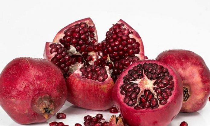 فاكهة يمنية شهيرة مضادة للسرطان وتمنع الخرف المبكر