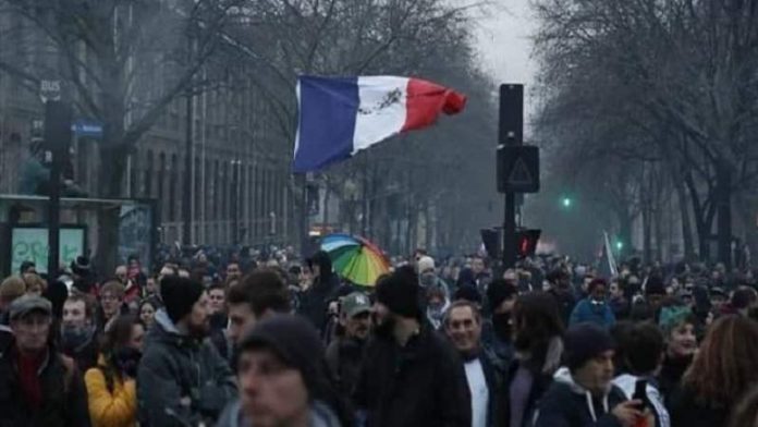 مظاهرات في العاصمة الفرنسية باريس