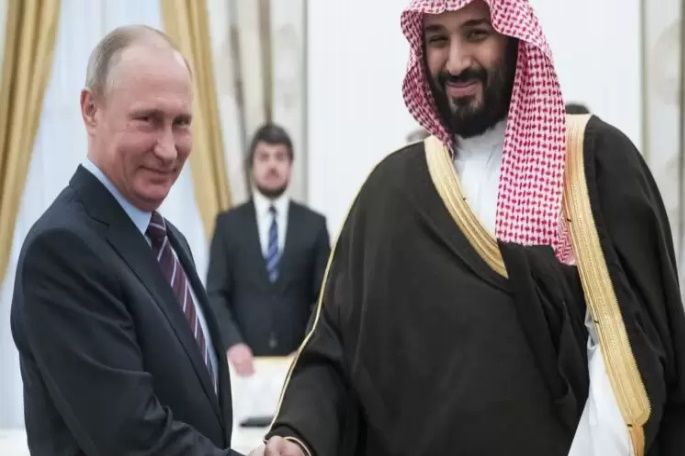 صحيفة روسية: ابن سلمان يرتمي بأحضان بوتين لإغاظة بايدن