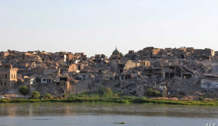 العثور على كنز تحت انقاض الموصل العراقية