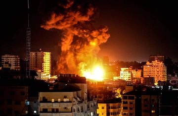 خلال 20 دقيقة.. 54 طائرة صهيونية تطلق 110 صواريخ على غزة