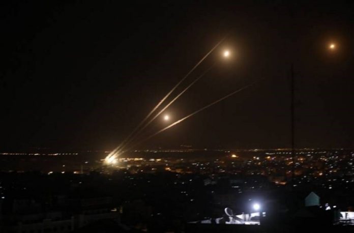 حماس: ان رشقة صاروخية على تل أبيب