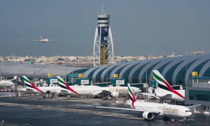 أسوشيتد برس: تصادم طائرتين بمطار دبي