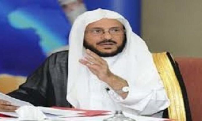 مغردون.. وزير الأوقاف السعودي مثارا للسخرية