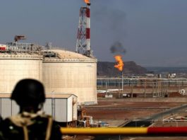 أول شركة نفطية تعلق عملها باليمن استجابة لدعوات صنعاء