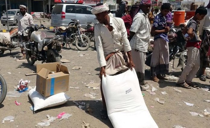 التحالف السعودي يتعمد تجويع اليمنيين حتى الموت