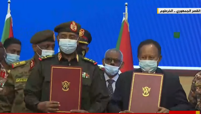 الإتفاق السياسي السوداني.. توقيع اتفاق سياسي بين البرهان وحمدوك لإنهاء الأزمة السودانية