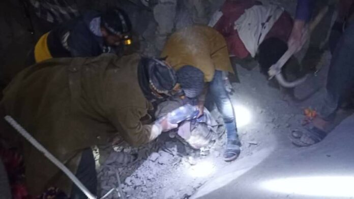 IMG-20211224-WA0036 ارتفاع ضحايا مجزرة العدوان في المحويت إلى 3 شهداء و 6 جرحى