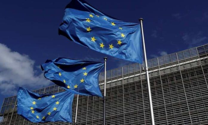 الاتحاد الأوروبي يشترط انتهاء الصراع في أوكرانيا قبل مناقشة انضمامها