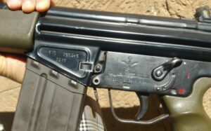  بندقية G3 مع جعبتها “غنيمة سعودية”