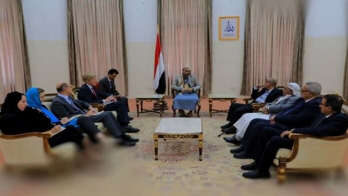 الرئيس المشاط: مبادرة اليمن أكدت رغبتنا في السلام وإذا أراد دول التحالف السلام مع استمرار الحصار فهذا إهانة للشعب اليمني ولن نقبل به