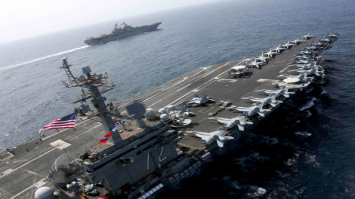 قائد الدفاع الساحلي: البوارج الأمريكية والبريطانية باتت تحت نيران البحرية اليمنية في البحرين الأحمر والعربي