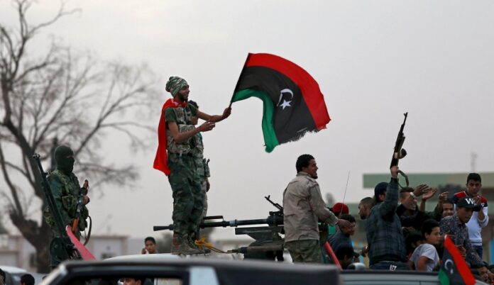 ليبيا.. عودة التوتر إلى العاصمة طرابلس إثر اندلاع مواجهات مسلحة