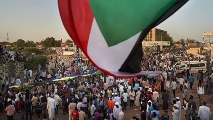 السودان.. تواصل مظاهرات الخرطوم لليوم الرابع على التوالي للمطالبة بحكم مدني