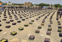 بني حشيش تقدم قافلة عنب كبرى للجبهات بني حشيش تقدم قافلة عنب كبرى للجبهات